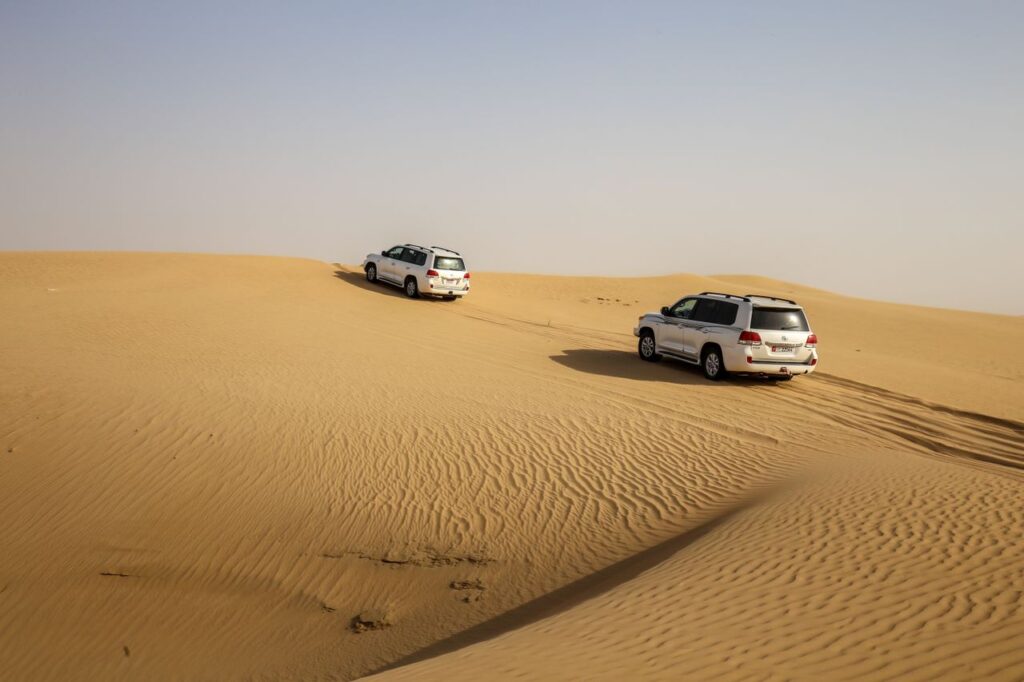 4x4 vehicles Dubai to Abu Dhabi chauffeur service