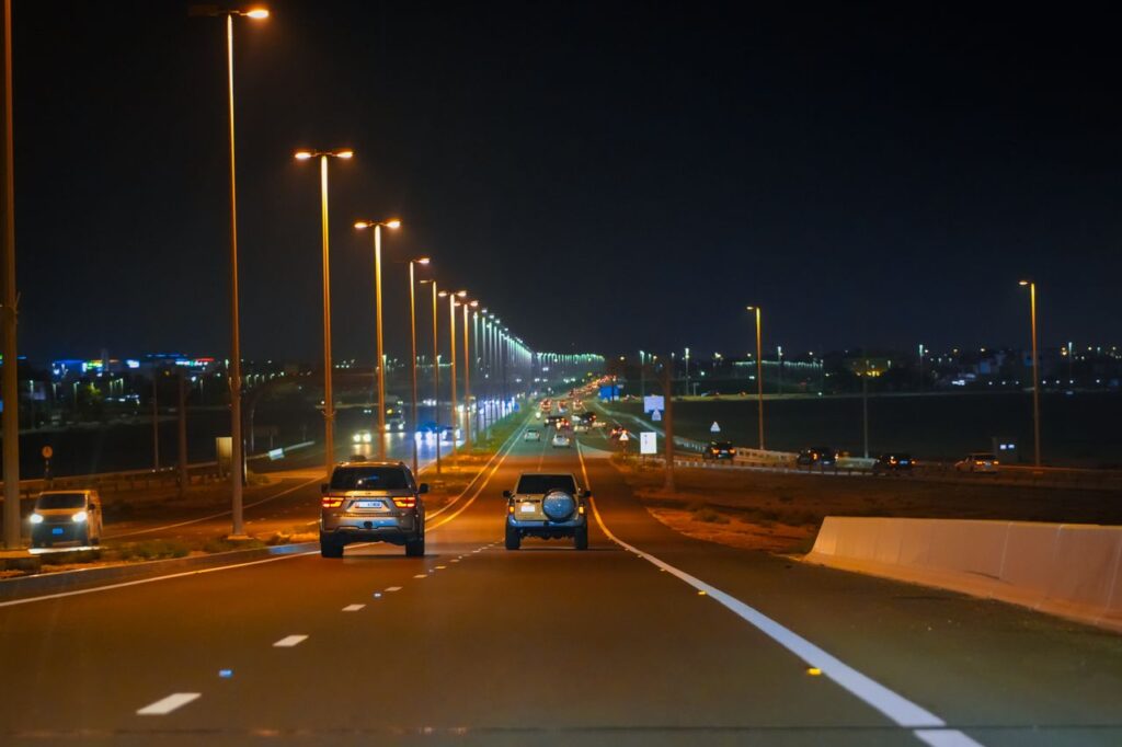 vehicles Dubai to Abu Dhabi chauffeur service